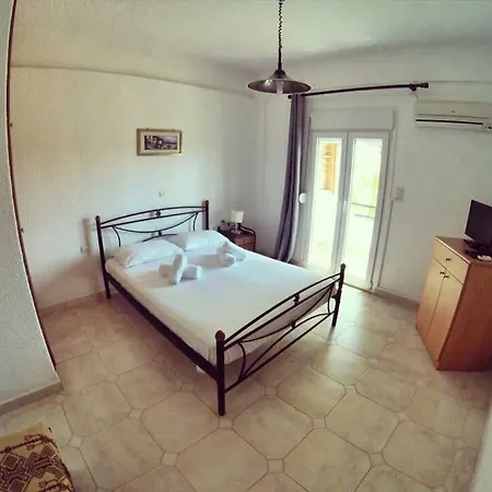 Apartment Adonis *
