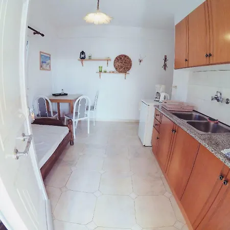 Adonis Apartment
