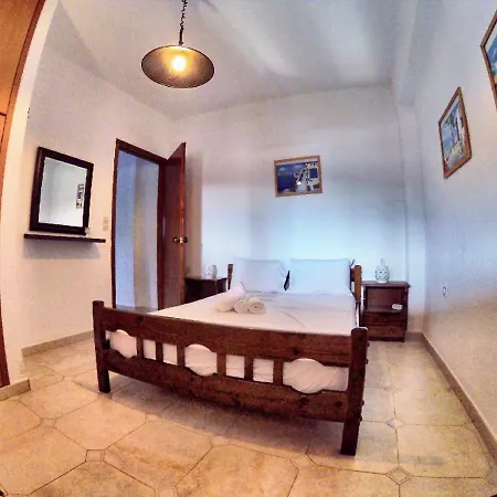 Apartment Adonis *